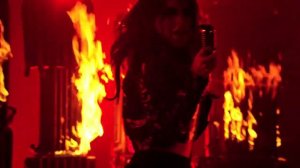 Элизабет Гиллис — Elizabeth Gillies —  “Bang Bang” music video "SDRR"