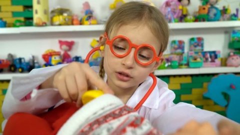 Маленькая Вера как мама - Большой сборник поиграек с куклой Бэби Борн