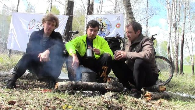 Деловой завтрак у костра смотреть онлайн