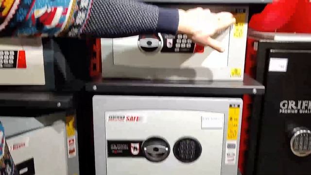 Лучший взломостойкий сейф за 400$. Сейф взломостойкий Griffon H.30.E смотреть онлайн