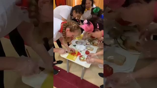 Спортивный праздник к Дню дошкольного работника! смотреть онлайн