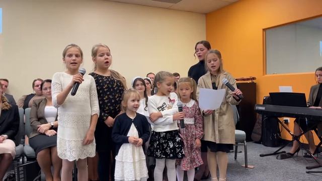 Мы встречаем праздник жатвы вновь и вновь (дети г. Чикаго) смотреть онлайн