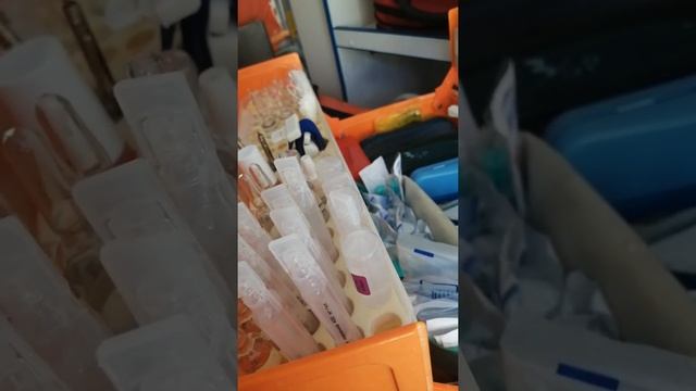 Укладка на скорой помощи. Фельдшерская. смотреть онлайн