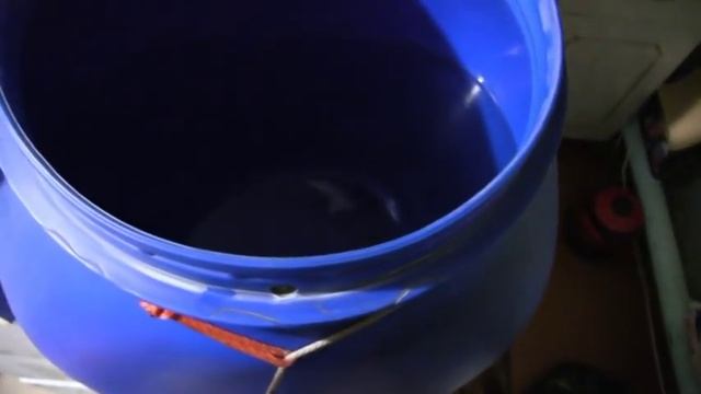 Обыски в подпольном цеху по производству суррогата смотреть онлайн