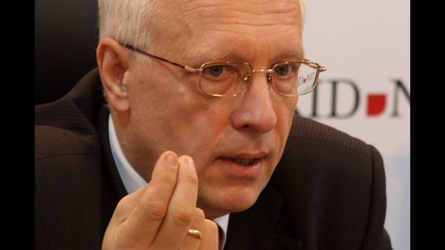 У Києві зажадали відставки Зеленського.