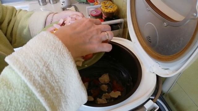 228.Омлет в мультиварке?!??Вкусно, просто и экономит время!?? #омлетвмультиварке#мультиваркарецепты