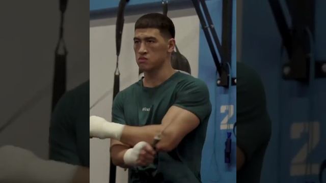 CANELO ALVAREZ "KRYPTONITE" | DMITRY BIVOL | WBA LIGHT HEAVYWEIGHT CHAMPION OF THE WORLD смотреть онлайн