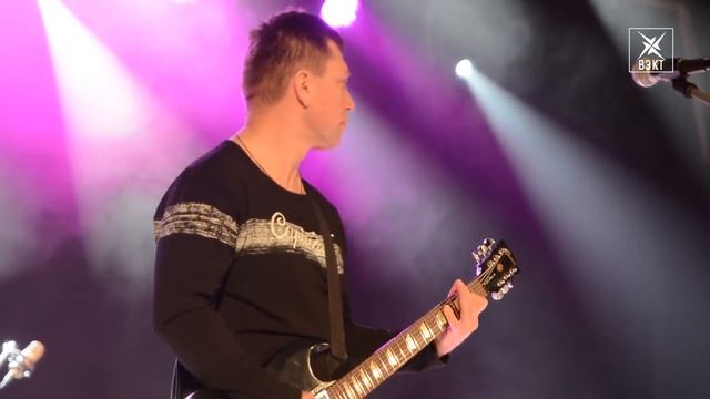 Музыка в подарок! Группа "Рок-вариант" поздравляет женщин с 8 марта смотреть онлайн