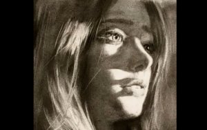 Девушка углем, свет