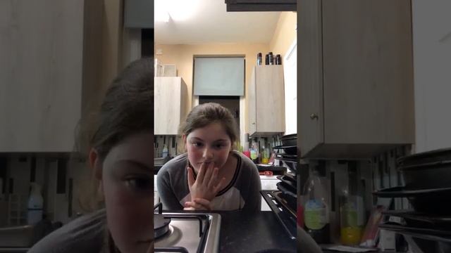 I am bored and don’t know what to do смотреть онлайн