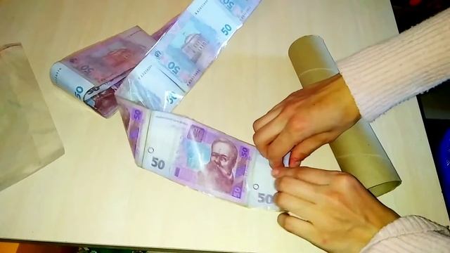 Как оригинально подарить деньги ? / Конфета с сюрпризом ?