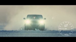 Како забрзува Range Rover со 550 КС на асфалт, снег, песок?