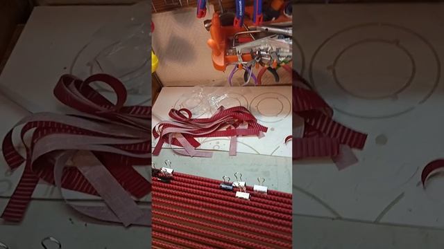 Ремонт аккордеона Weltmeister. Обклейка меха ледерином. смотреть онлайн