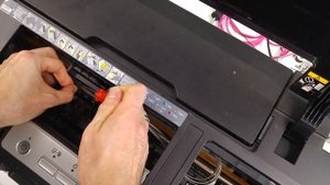 Remove Epson cartridge Chip board / Print head replacement R2880 R2000 R2400 R1800 R1900