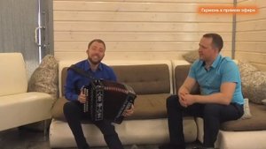 Роза белая у Вани  в гостях