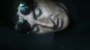 Губы твои алые