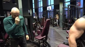 БЫСТРО НАКАЧАТЬ БИЦУХУ. Папа Смит с Олегом Плужник