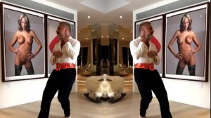 Gianluca Vacchi   танцующий миллионер танцует под HAVANA перед ужином