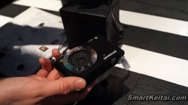 Polaroid iM1836 Android Smart Camera with Interchangeable Lens [2013 CES] смотреть онлайн