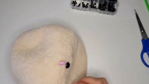 Глазки на безопасном креплении и обзор пряжи Ализе Софти