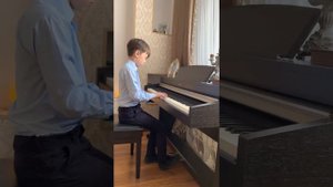 Агзамов Ринэль, 11 лет, 1 тур. Р.Шуман. Детская соната, Соль мажор 1ч.