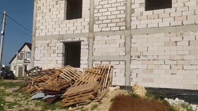Строительство домов из ракушечника и газобетона в Крыму и Севастополе. Особенности бетонных колонн
