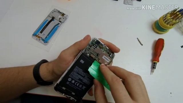Замена экрана на XIAOMI REDMI 4X,как снимать шлейфы при разборке смартфона саоми 4x