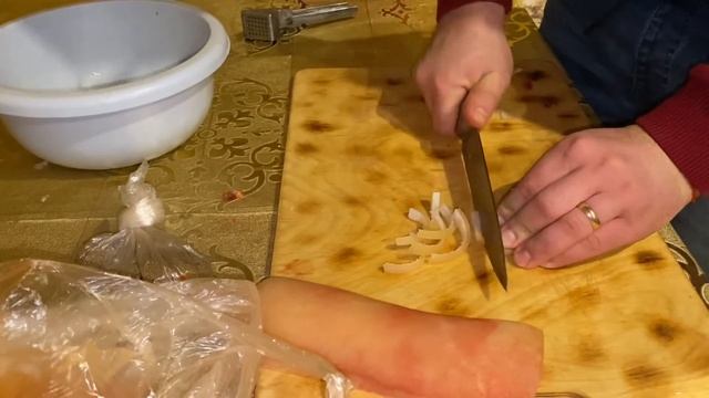 Закуска к пиву из свиной шкурки смотреть онлайн