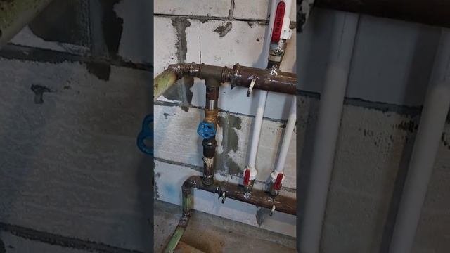 Обвязка твёрдотопливного котла.