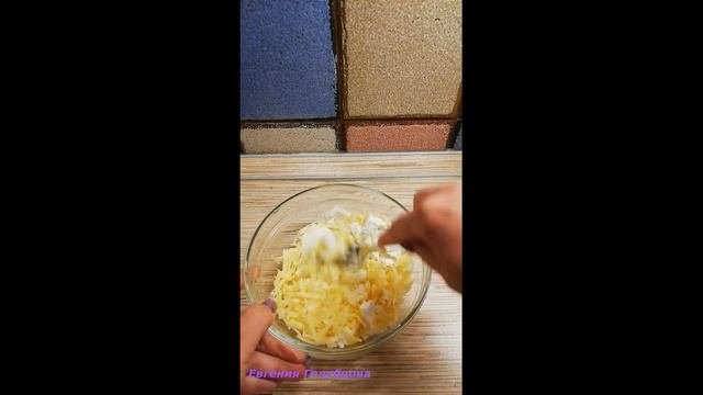 Ленивый ХАЧАПУРИ за 5 минут на завтрак! Очень вкусная лепешка на сковороде
