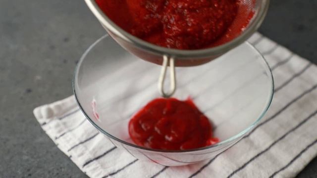 Трайфл "Молочная Девочка" с малиной ☆ Порционные десерты в стаканчиках смотреть онлайн