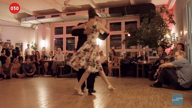 Sophia Paul and Julio Cesar Calderon – Mañana no estarás смотреть онлайн