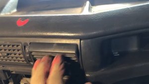 Как снять дефлектор воздуховода на Daewoo Nexia