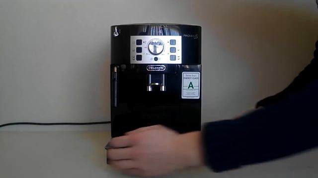 Очистка и уход кофемашины Delonghi ECAM 22.110 смотреть онлайн