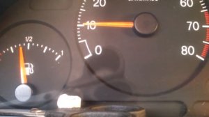 Пежо 806. 2,0 бензин,  плавают обороты