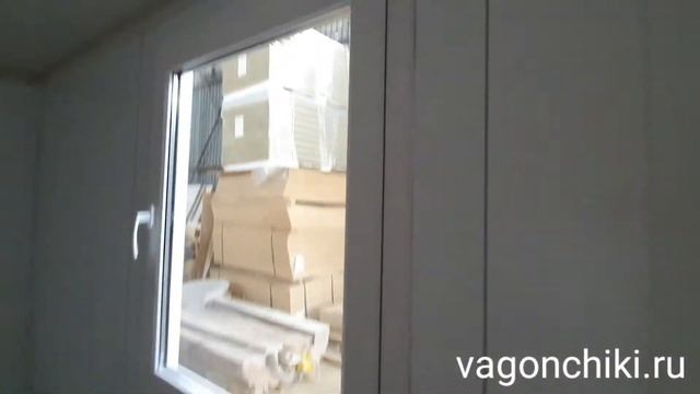 Блок-контейнер из сэндвич панелей в необычных цветах (vagonchiki.ru)
