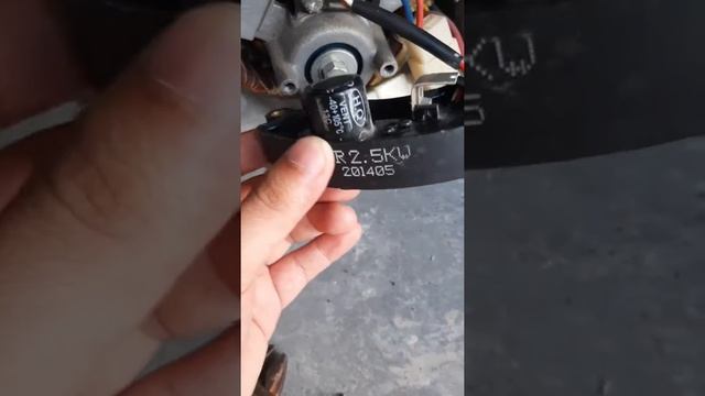 How to adjust the voltage of a generator Paano i-adjust ang voltage ng generator