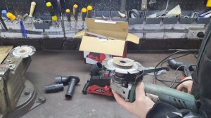 Защитные кожухи на УШМ, для штрабления. Сравнение кожухов NUMBER ONE с MECHANIC. Тест на запыление.