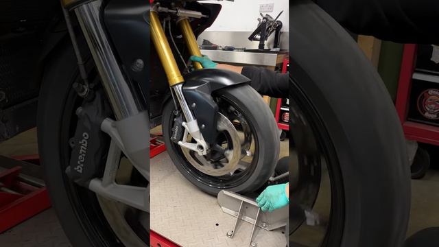 52. It’s the bits you don’t see that count! #bmw #s1000 #xr #shorts смотреть онлайн