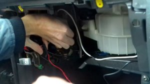 Fitting USB charge sockets to a Vauxhall (Opel) Corsa