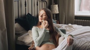 ЭТО ОЩУЩАЕТ РЕБЕНОК В УТРОБЕ | Что чувствует плод в утробе матери