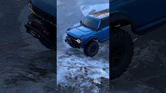 Bronco + winch TRX4 by Traxxas. #remotecontrolcar #rccrawler #rccar #rcoffroad #remotecontrol