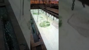 Соляная кислота в действии.