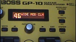 Roland Boss GP-10 Guitar Processor - Synthesizer 100 Factory Patches