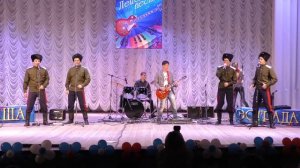 пролягала шлях дорожка