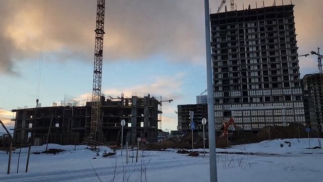 VLOG 74 Все кварталы и ЕЛКА Минск мир! Последний выпуск 2022! Дарим подарки и общаемся Minsk World смотреть онлайн