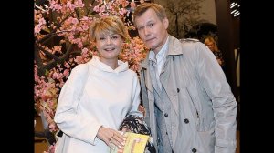 ЮЛИЯ МЕНЬШОВА И ЕЁ МУЖ - ИЗВЕСТНЫЙ АКТЁР - ПОЛНОСТЬЮ ПОВТОРИЛИ СУДЬБУ ЗНАМЕНИТЫХ РОДИТЕЛЕЙ ЮЛИИ