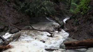 Волшебный водопад вечного огня