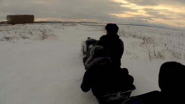 катаем на мото собака север смотреть онлайн