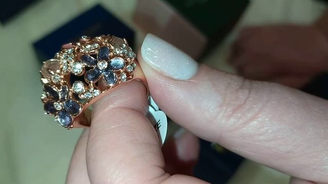 NORRSKEN Кольцо «Цветущий кварц» 43520, 43521,Комплект часы 43094, Серьги «Фантазийный гранат» 4343